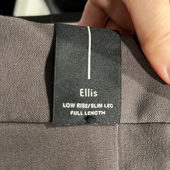 Aritzian Babaton Brand New Ellis Pant in Charred Color, Size 0 - Picture 2 of 6